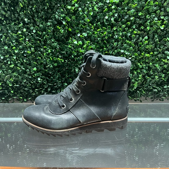 Sorel Women's Black Ankle Boots - Picture 5 of 8